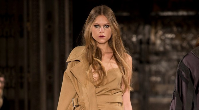 Fashion Scout: Apply Within
