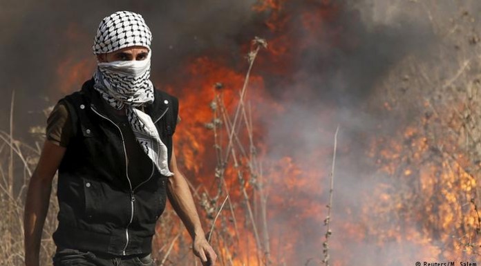 Violence spills into Gaza Strip amid deadly clashes