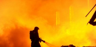 Fire kills 23 people at Russia
