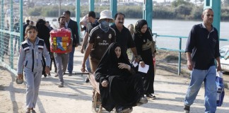Ramadi residents fleeing ISIS