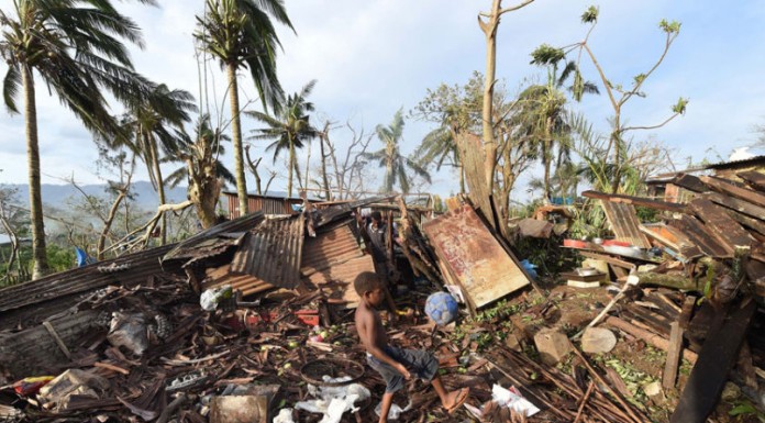 Cyclone slams into Tonga Cyclone slams into Tonga