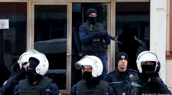 Deadly attack on police station in southeastern Turkey Deadly attack on police station