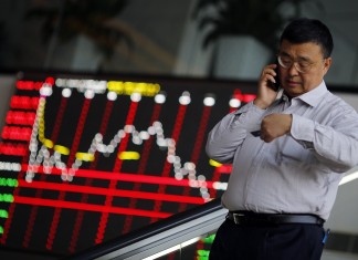 Shanghai stocks close down 5.33%