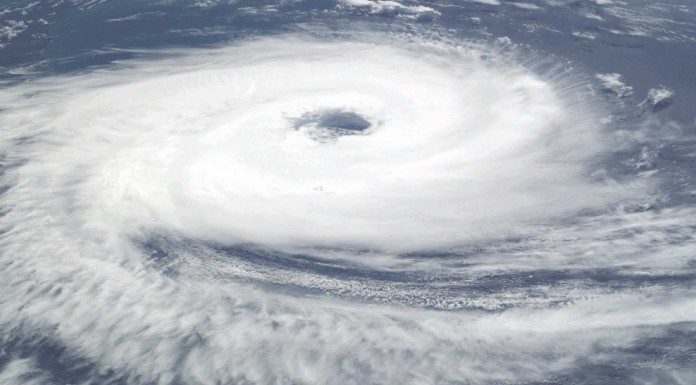 Cyclone Winston grinds over Fiji Cyclone Winston grinds over Fiji / Death toll rises as Fiji cleans up