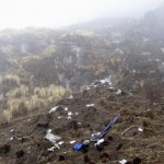 Emergency workers find bodies of Nepal plane crash