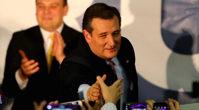 Iowa caucuses: Ted Cruz wins