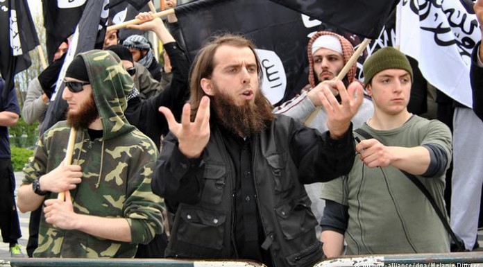 More than 800 Islamists leave Germany to join IS More than 800 Islamists leave Germany to join IS