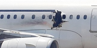 Somali jet makes emergency landing