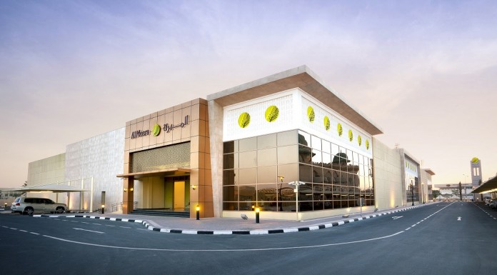 Al Meera Signs Agreement with Two Contractors Al Meera Signs Agreement with Two Contractors