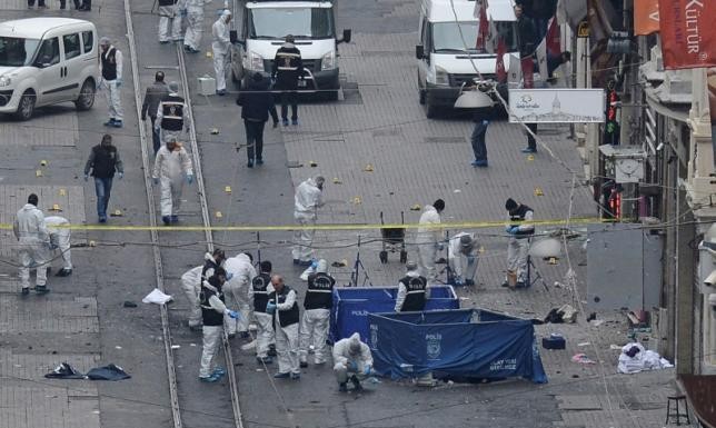 Suicide bombing kills five, wounds 36 in central Istanbul