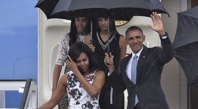 US President Barack Obama arrives in Cuba US President Barack Obama arrives in Cuba