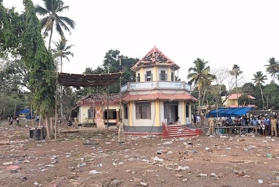 Kollam temple fire: 106 dead, over 350 injured Kollam temple fire: 106 dead, over 350 injured