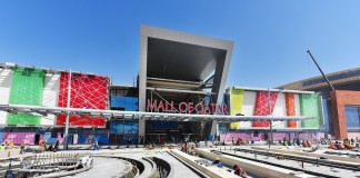 Construction progress does not halt at Mall of Qatar