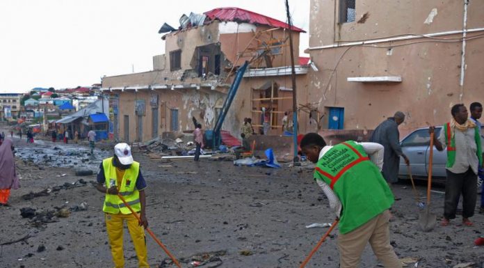 Somalia car bombing: Al-Shabaab claims responsibility as 10 dead Somalia car bombing: Al-Shabaab claims responsibility as 10 dead