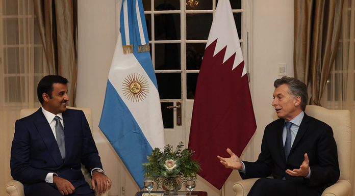 Emir Holds Session of Talks with Argentinian President