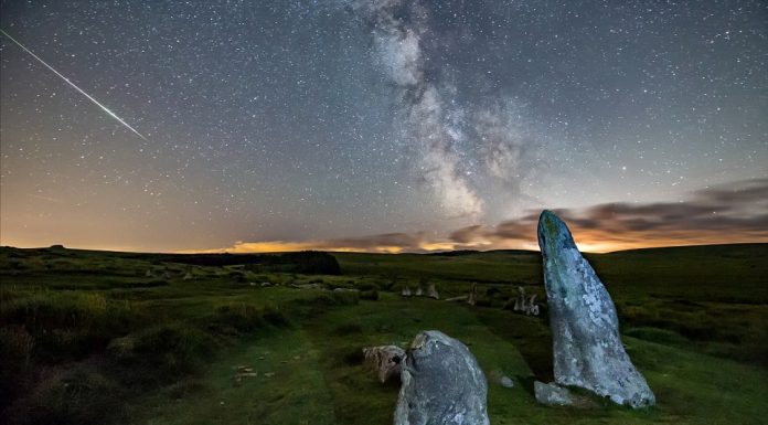 Look up! The Perseids meteor shower will peak TONIGHT Look up! The Perseids meteor shower will peak TONIGHT
