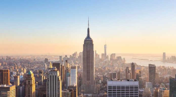 Qatar buys stake in Empire State Building