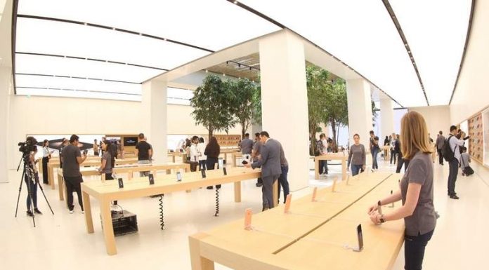 APPLE JUST ANNOUNCED JOB OPENINGS IN UAE