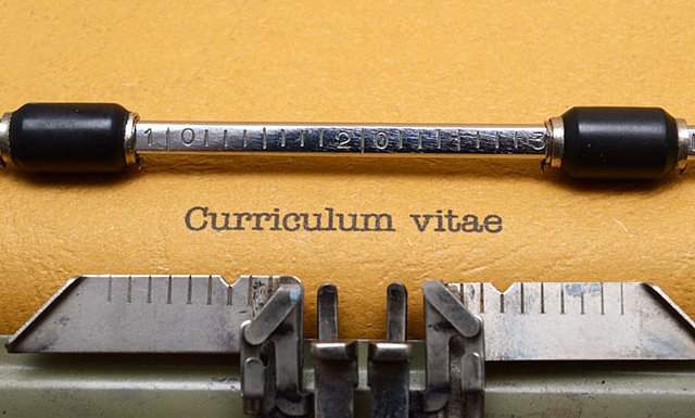 ADD THESE 60 WORDS TO YOUR CV TO GET HIRED IN QATAR