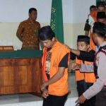 indonesian-suspects-charged-for-the-gang-rape-and-murder-of-a-14-year-old-schoolgirl-are-produced-in-court-in-curup-bengkulu-p