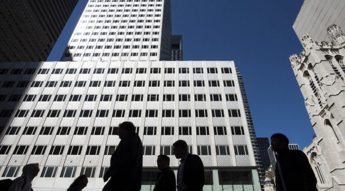 Kushners Near Deal With Qatar-Linked Company for Troubled Tower