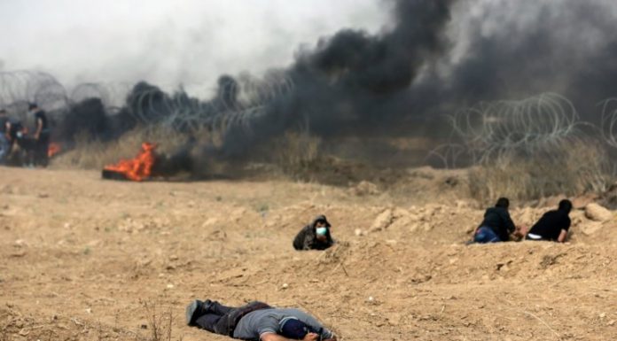 Israelis shoot dead Palestinian in Gaza border protests