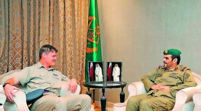 Amiri Guard Commander meets British Military Attache