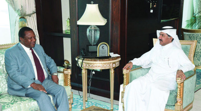 Hammadi meets Ugandan official