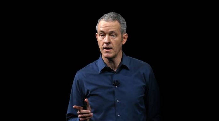 Jony Ive’s replacement rescued the first iPhone from disaster