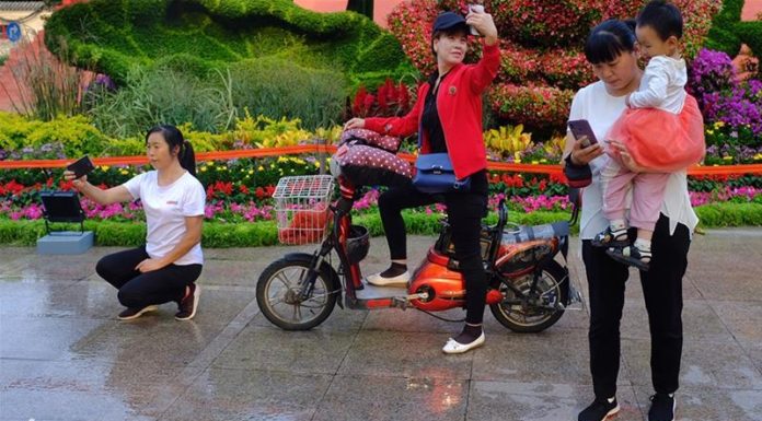 China women still battling tradition, 70 years after revolution