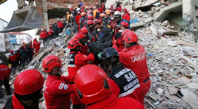 Rescue efforts under way after deadly quake rattles east Turkey Magnitude 6.8 quake hits Elazig and Malatya provinces, killing 29 and injuring more than 1,000.