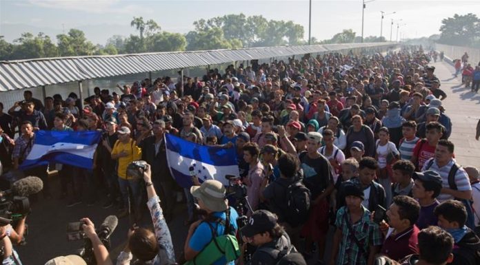 Hondurans march towards Mexico seeking a better future As living standards in Honduras deteriorate, more and more people are leaving the country in search of a better life.