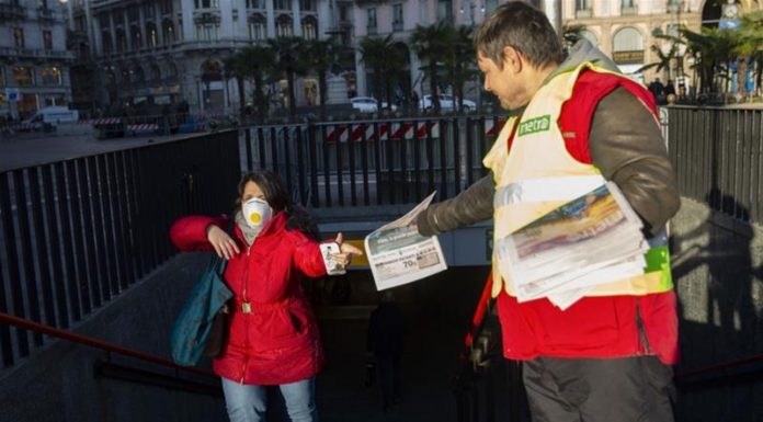 Buffet warns investors ‘Don’t get caught up in virus headlines’ The billionaire investor’s advice comes as markets plunged on Monday amid a surge in coronavirus cases outside China.