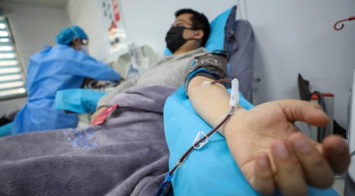 Six coronavirus deaths in US, China cases slow: Live updates