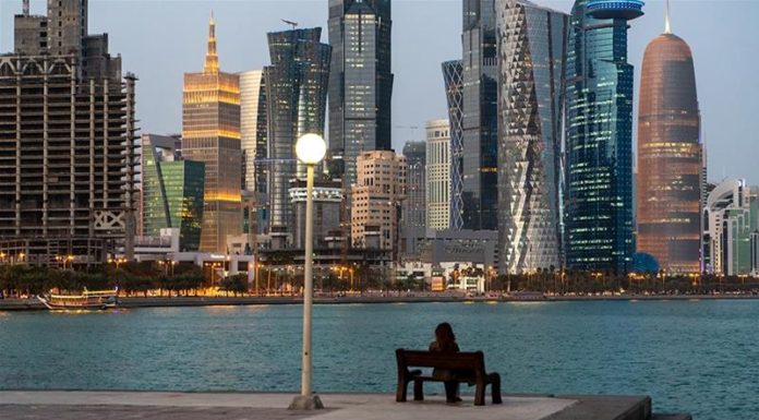 IMF keeps faith that Qatar can beat odds and run budget surplus