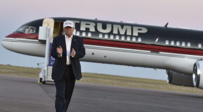 Trump’s plane escaped a collision with a drone (drone)