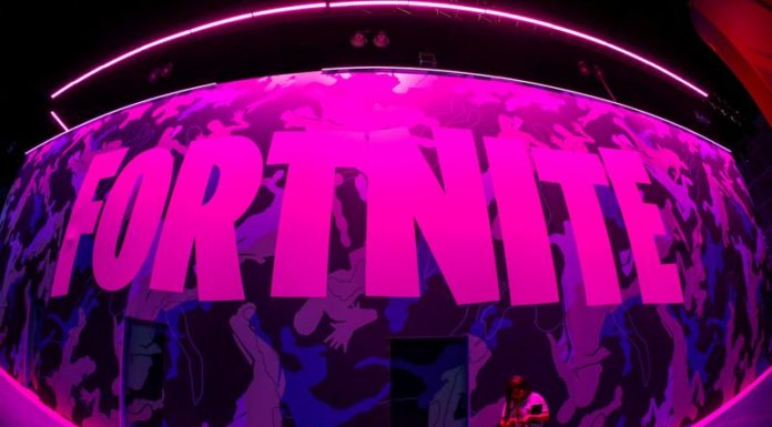 Epic Games wins support from Fortnite gamers, firms on Apple standoff
