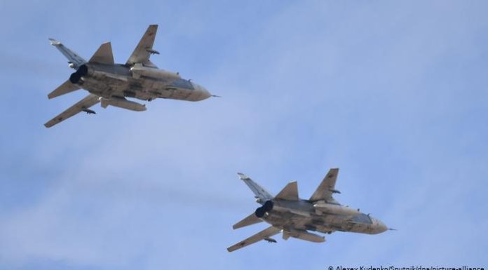Russian air strikes kill dozens of Turkish-backed rebels in Syria, monitor says