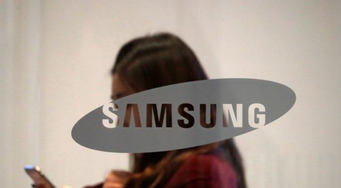 Samsung Display gets U.S. licenses to supply some panels to Huawei: source