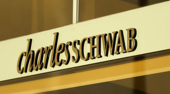 Charles Schwab to cut about 1,000 jobs