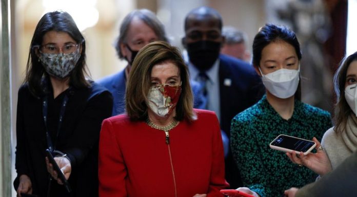 U.S. Congress to vote on stopgap bill as COVID-19 aid talks continue