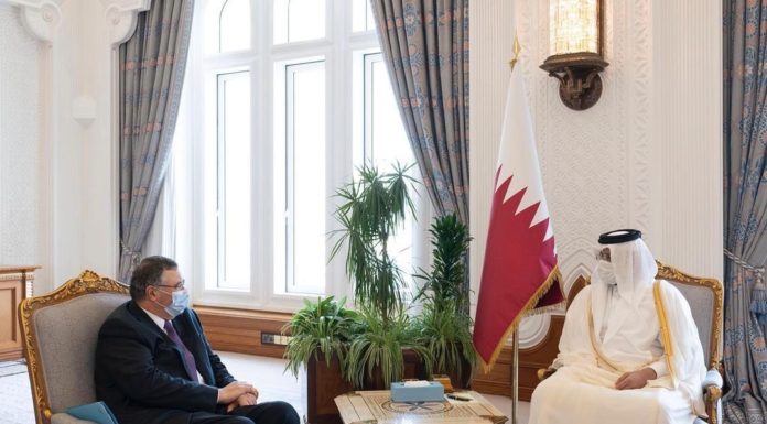 The Deputy Emir reviews cooperation relations with the President of Total