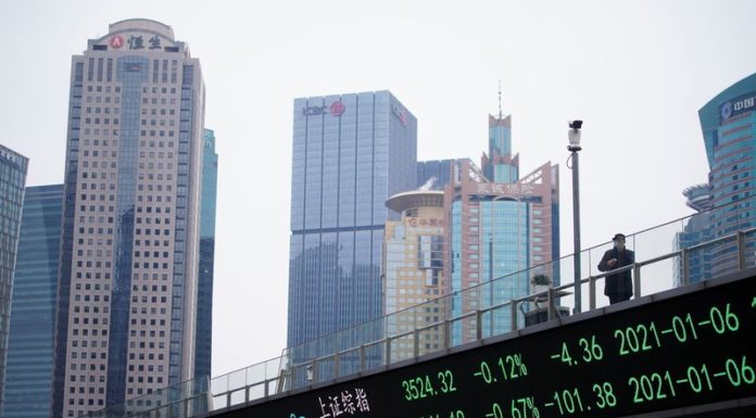 Stocks fall as investors brace for possible ‘blue sweep’ in Georgia