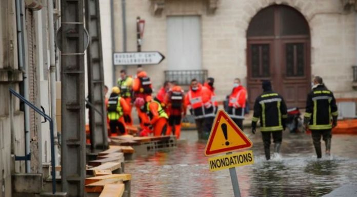 Severe floods strike southwest France, Paris area on flood alert
