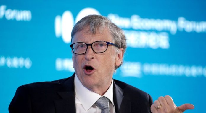 Bill Gates warns that manufacturing could challenge climate goals