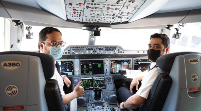 Video: Qatar Airways performs the first flight in the world for vaccine recipients … Here are the details