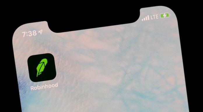 Robinhood reveals breakneck growth, legal pitfalls in IPO filing