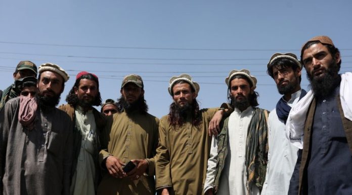 Taliban battle for holdout province of Panjshir as US warns of Afghan civil war