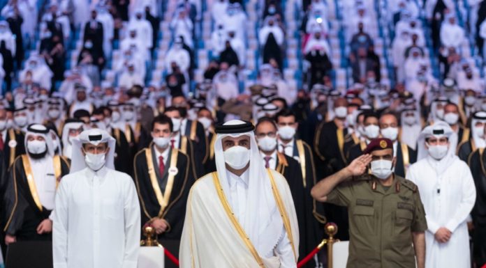 His Highness patronizes the graduation ceremony of Qatar University students (class of 2021)