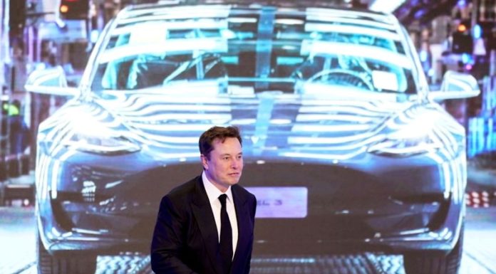 Factbox-Tesla’s Musk sells shares worth nearly $12 billion in a month